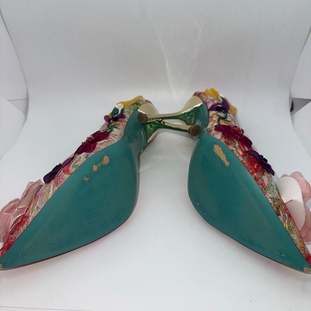 Betsey Johnson Darcy Pump Heels Women's Multicolor Floral 3D Flower Pointed Toe - Picture 6 of 8